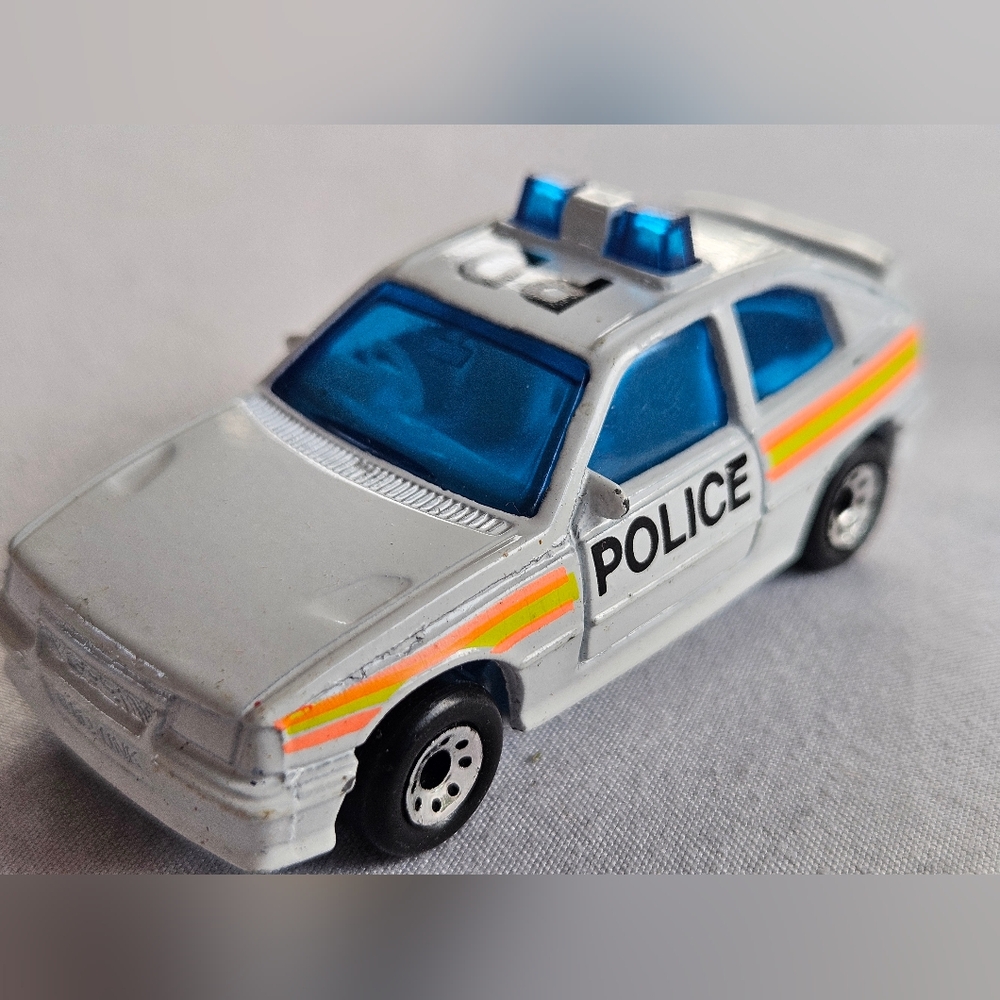 Police Vauxhall Astra GTE Opal Kadett GSi 1985 #2 Matchbox Diecast Toy Car